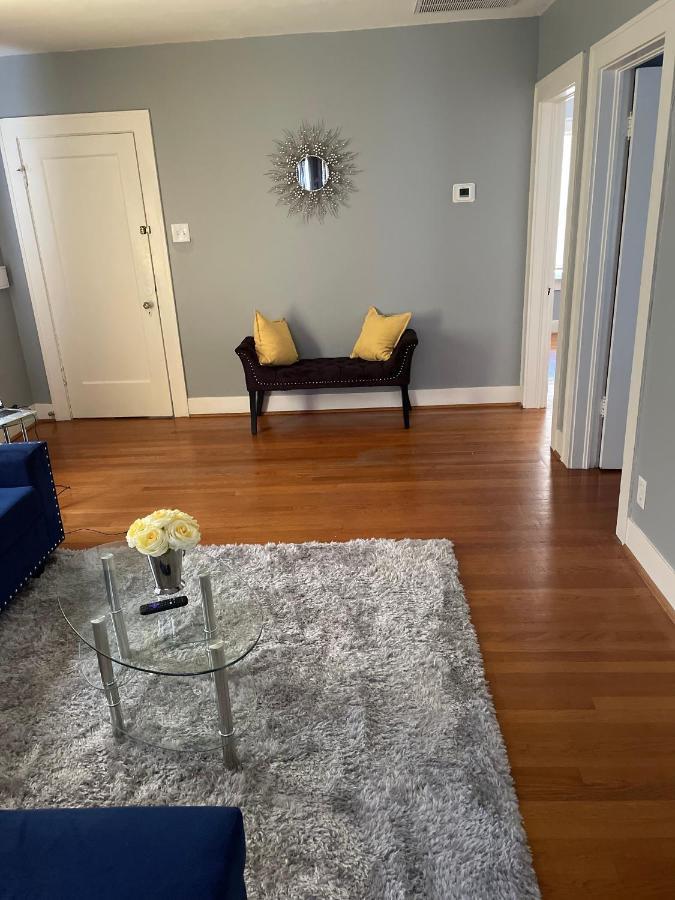 2Nd Level Duplex, Downtown Houston Near Toyota Center, Smoking Allowed On Balcony! Apartment Exterior photo
